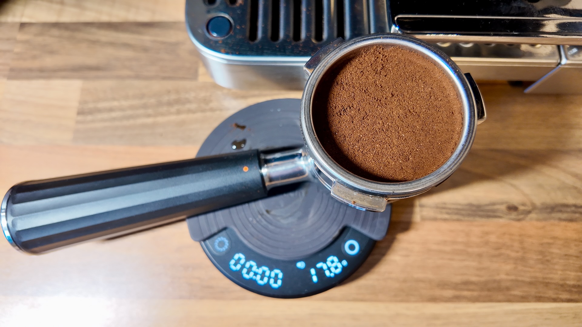 17.8 grams for a double espresso on the Ninja Luxe Cafe Pro ES701