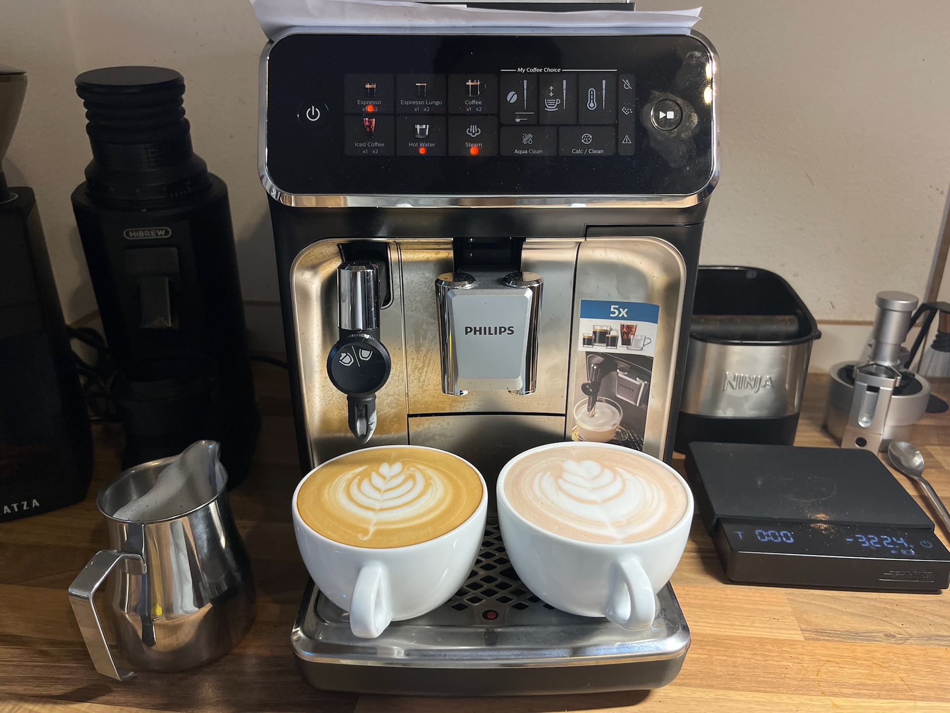 Doing latte art on the Philips 3300