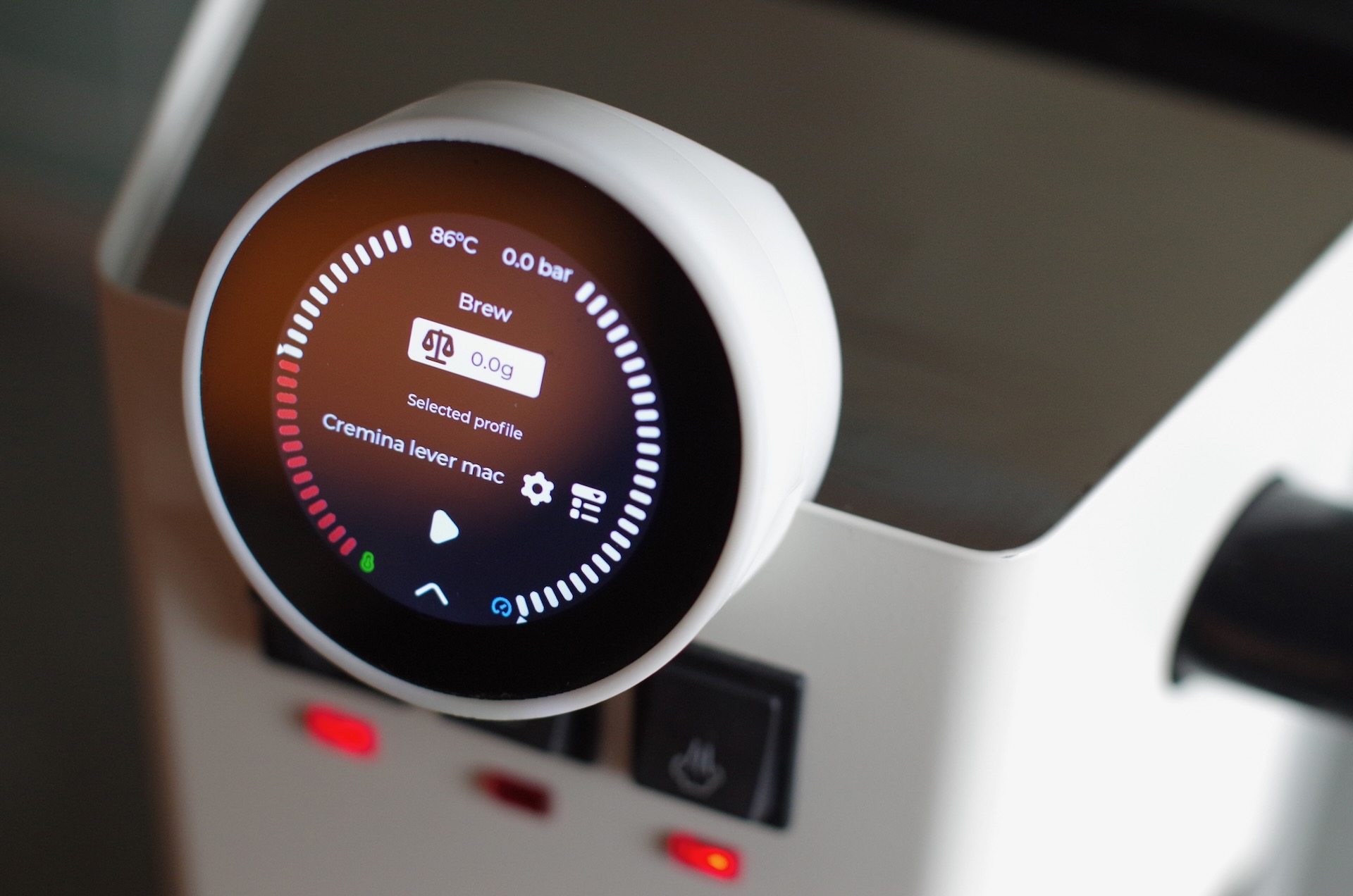 Close up view of the Gaggiamate HMI