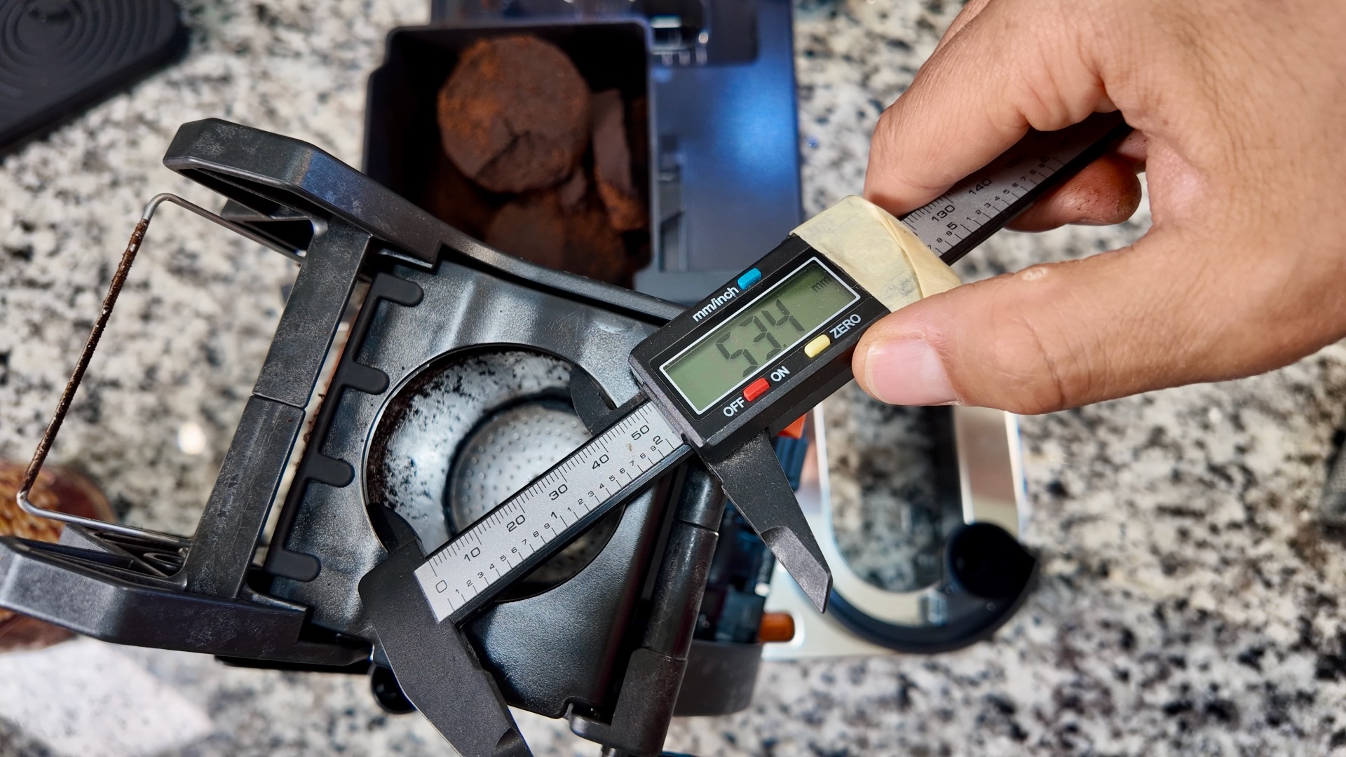 53mm Brühgruppe bei der Ninja AutoBarista Pro