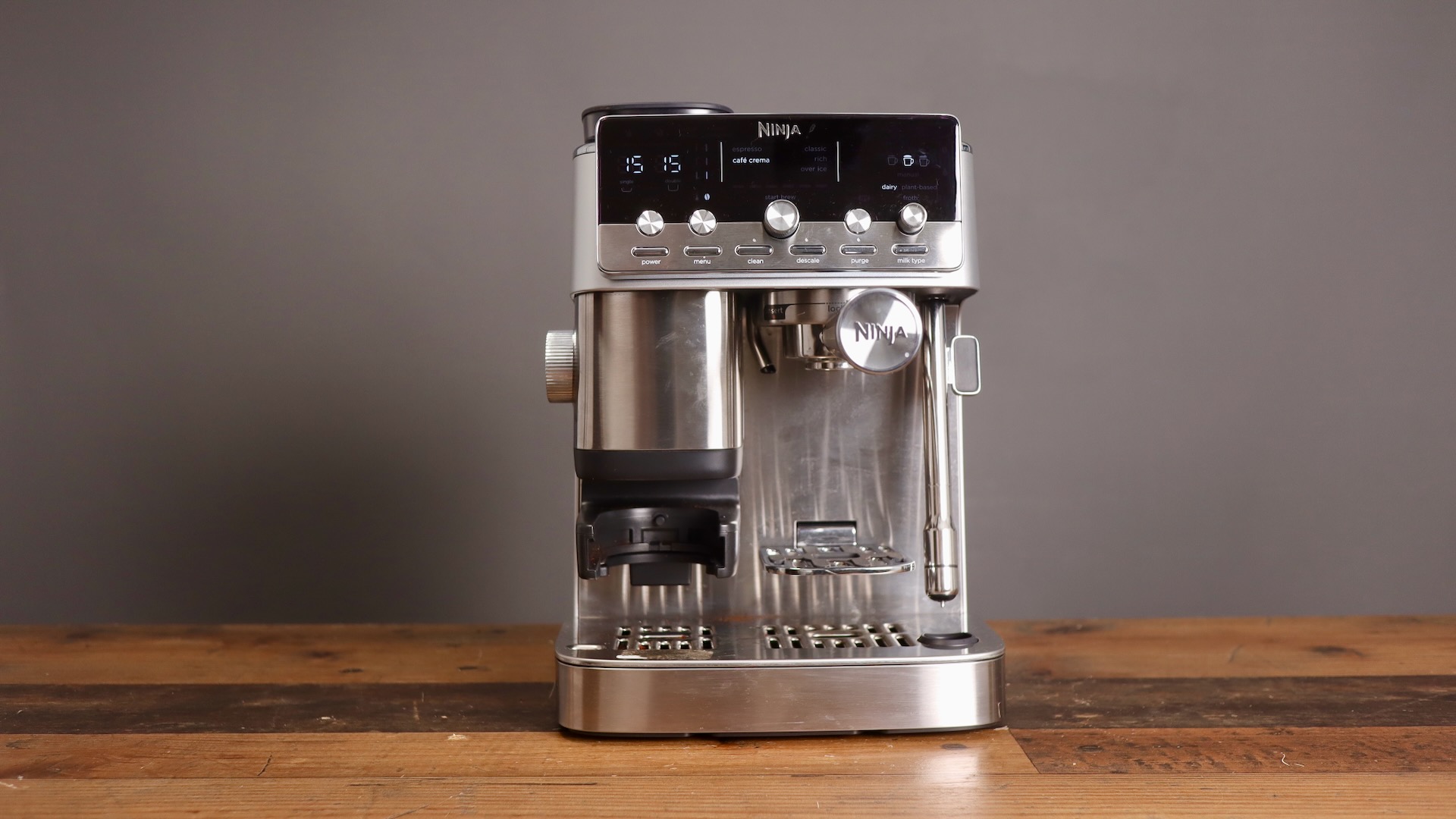 Front of the Ninja Luxe Cafe Mini Plus
