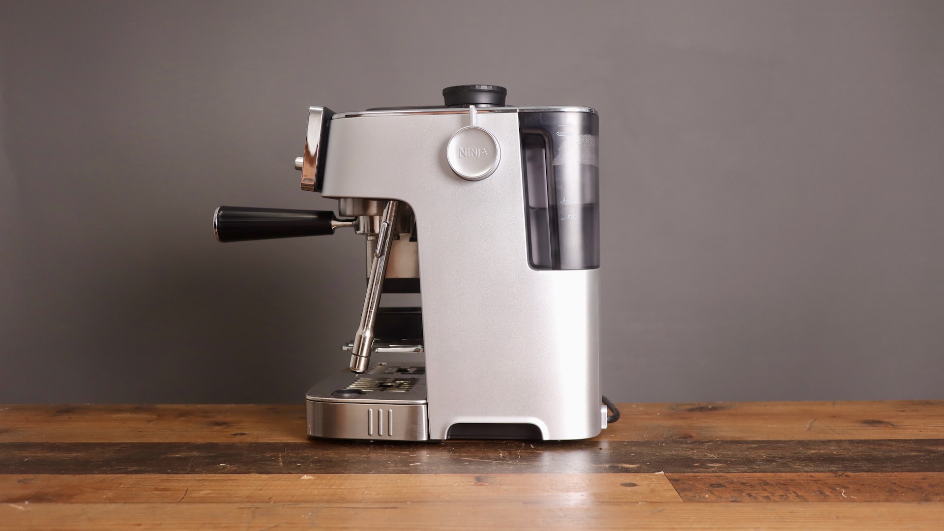 Right side of the Ninja Luxe Cafe Mini Plus